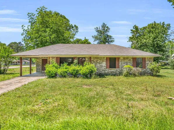 369 Concourse Rd, Columbus, MS 39702