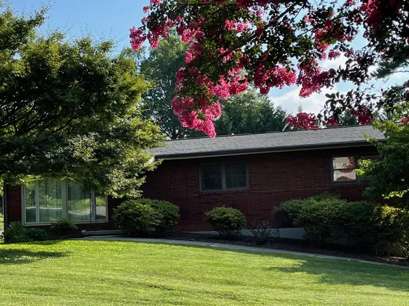 1124 Burton Rd, Knoxville, TN 37919