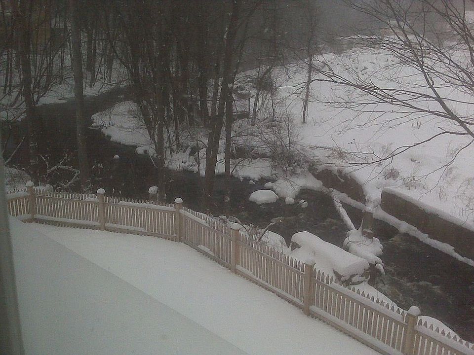 2nd image of 83 River St