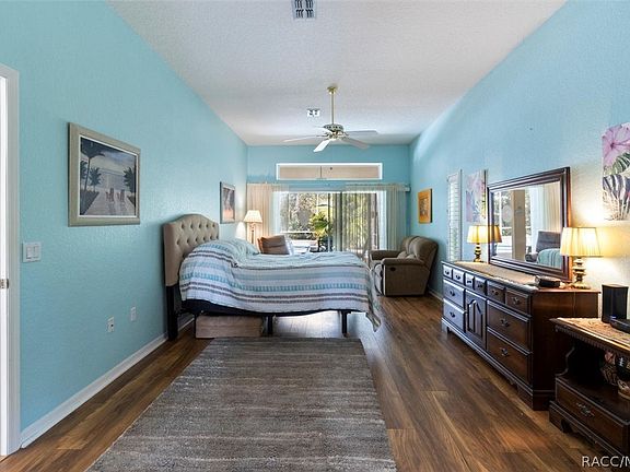 4th image of 4 Cocoplum Ct S