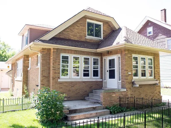 2521 Wauwatosa Ave, Wauwatosa, WI 53213