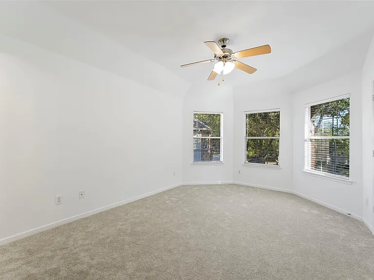 26422 Creston Woods Dr — Photo 34