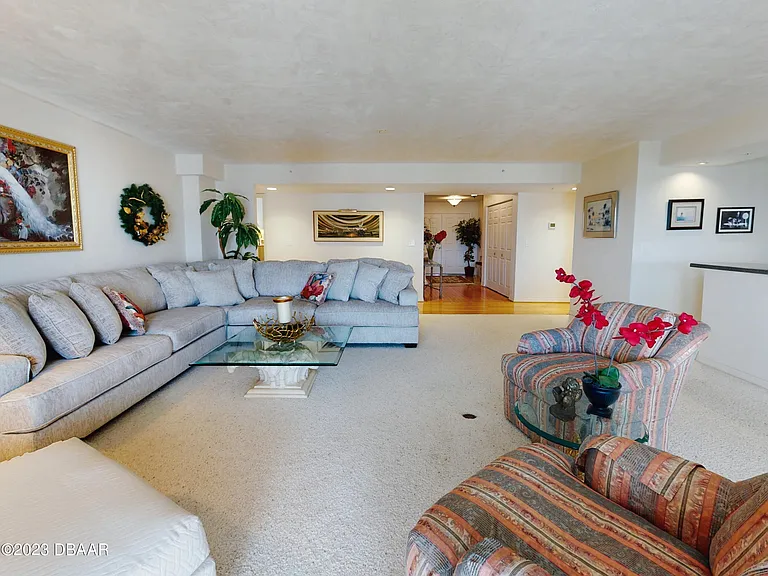 1 John Anderson Dr #Penthouse 7 — Photo 32