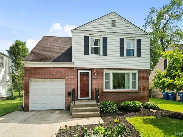 146 Mona Dr, Amherst, NY 14226