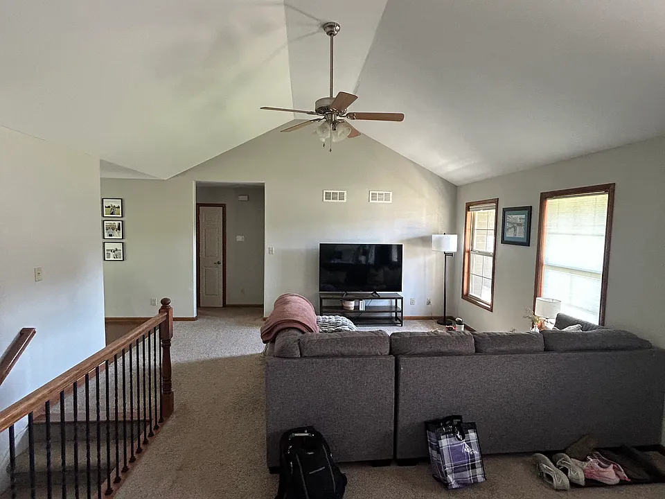125 Turkey Ridge Dr