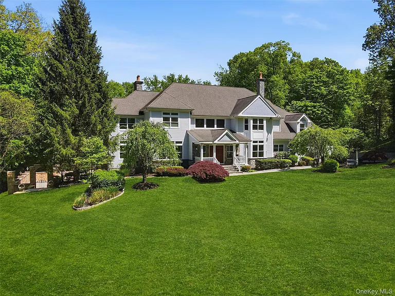 10A Hopes Farm Ln — Photo 2