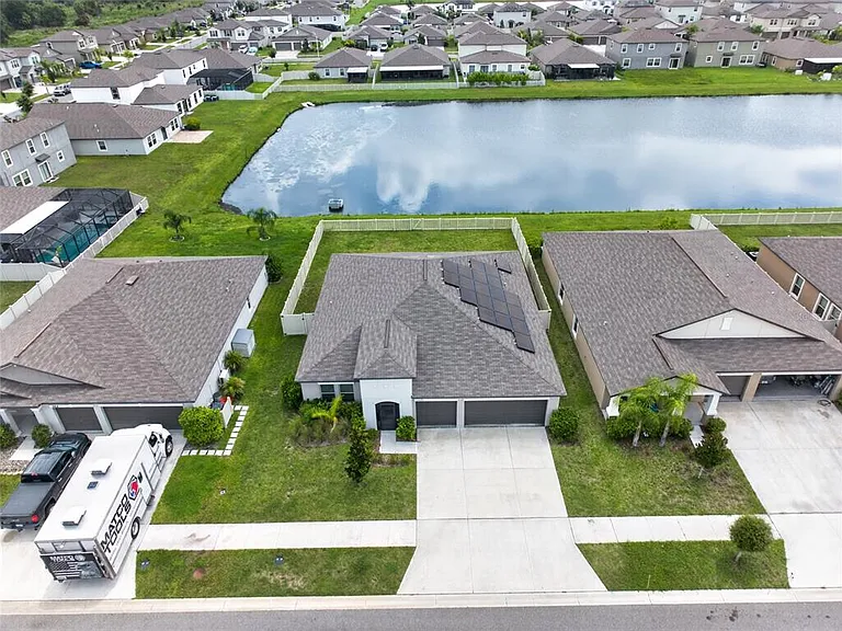 5420 Leslie Canyon Dr — Photo 2