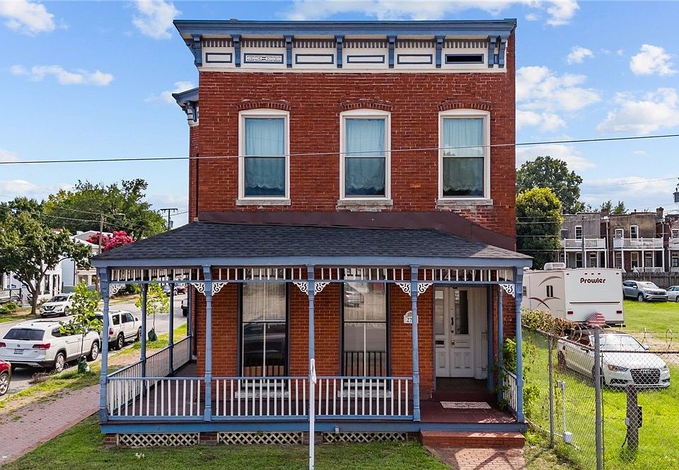 1st image of 2719 E Marshall St