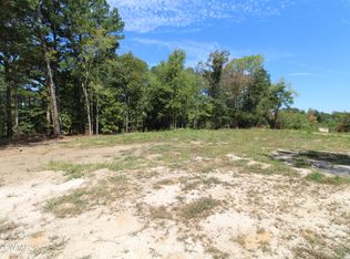 15 Ebenezer Rd, Lexington, TN 38351