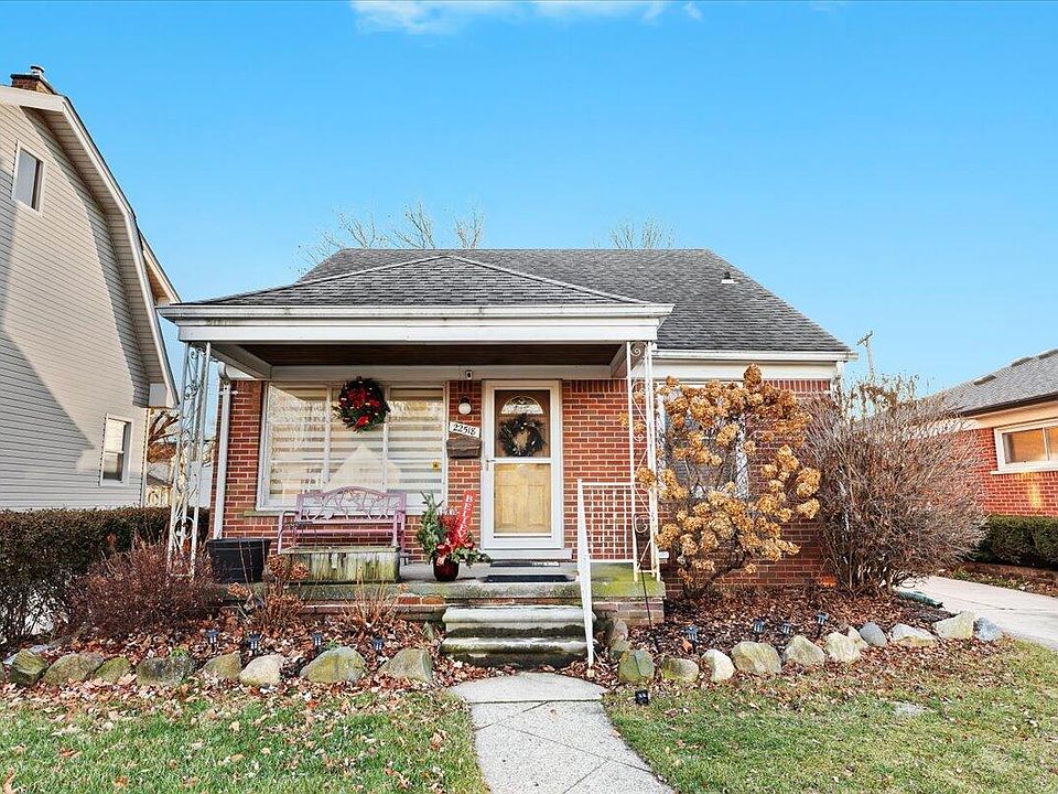 1st image of 22518 Doremus St