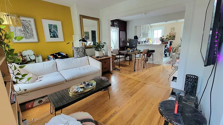 Rented by New York Dwellings LLC | media 13