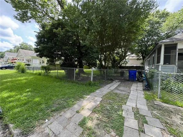 3135 Montana Ave, Norfolk, VA 23513