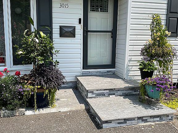 2nd image of 3015 Falcon Ave
