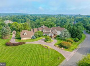 40850 Robin Cir, Leesburg, VA 20175