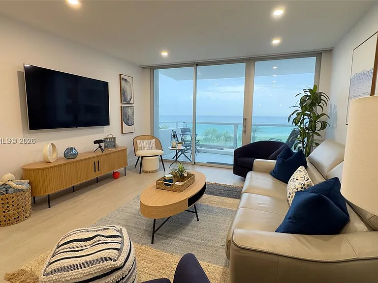 5161 Collins Ave #715 — Photo 15
