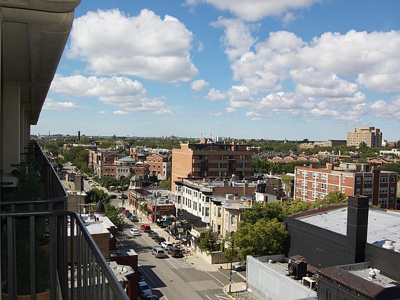 2nd image of 1960 N Lincoln Park W APT 911