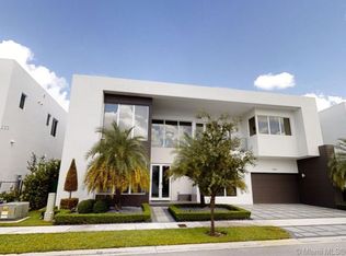 10305 NW 75th Ter, Doral, FL 33178
