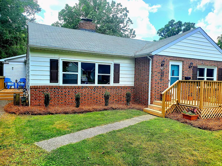 1324 Kenwood St — Photo 5