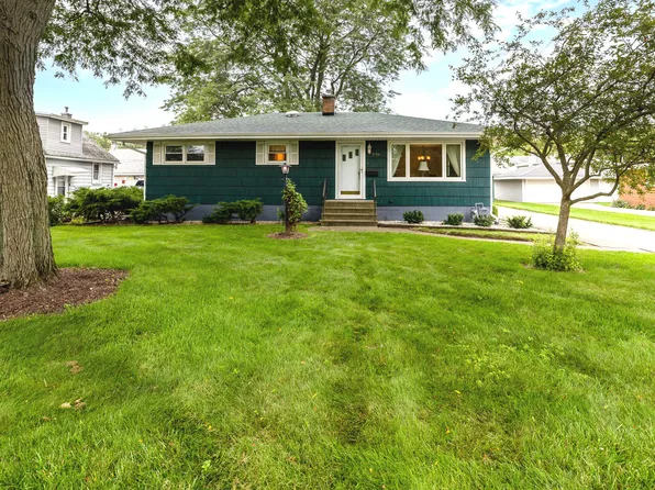 3110 Morgan St, Steger, IL 60475