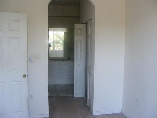 5th image of 3389 Merrick Ct #1113