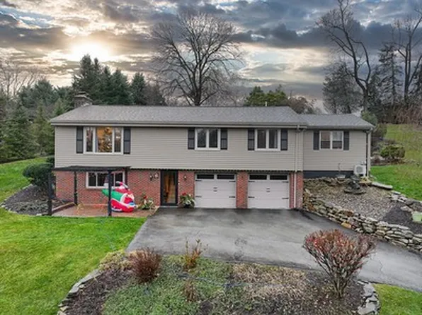 4631 Hampton Valley Dr, Allison Park, PA 15101