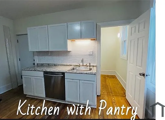 4 bed, 2000 sqft, $3,500 — Photo 2