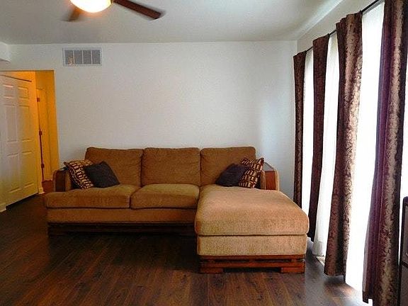 3rd image of 1367 Sacramento Dr #0