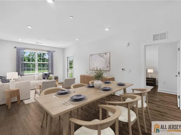 1107 Mary Ashby Way, Pennington, NJ 08534