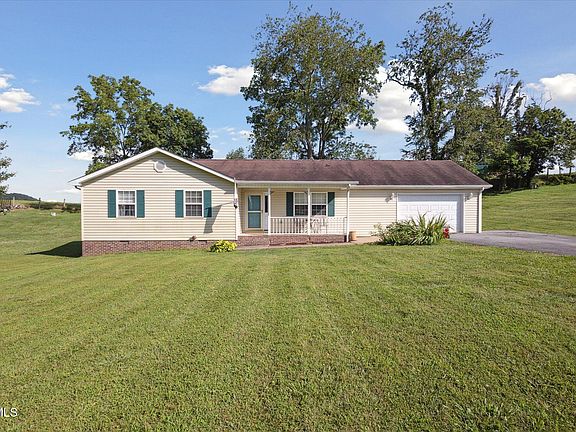 3rd image of 26252 Beech Cir