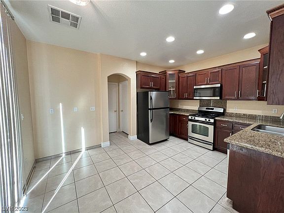 3rd image of 6771 Frances Celia Ave