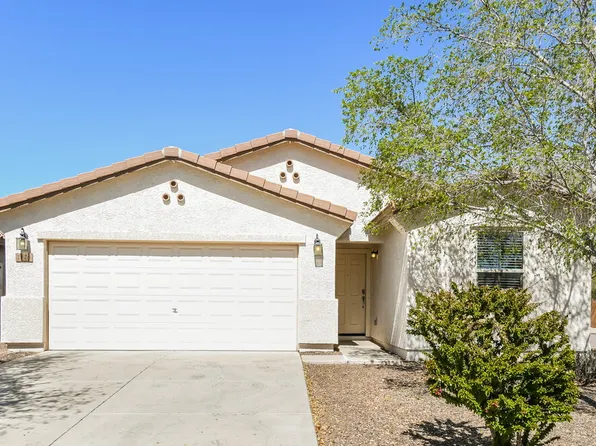 1126 E Daniella Dr, San Tan Valley, AZ 85140