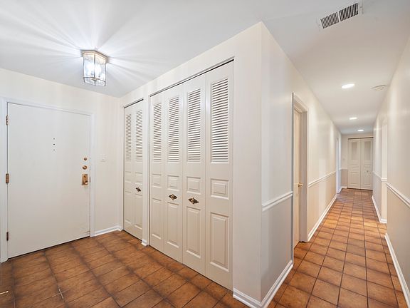 3rd image of 4949 Golf Rd APT 101