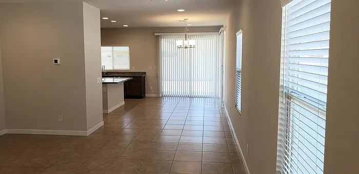 4 bed, 2.0 bath, 2027 sqft, $1,995 — Photo 2