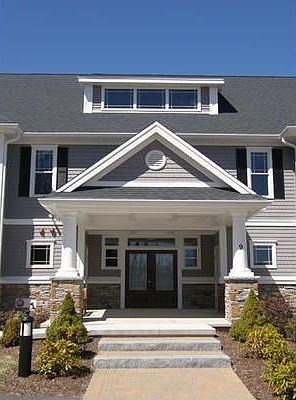 2nd image of 511 Eagles Nest Way #511