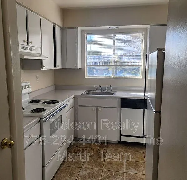 3293 Gypsum Rd — Photo 3