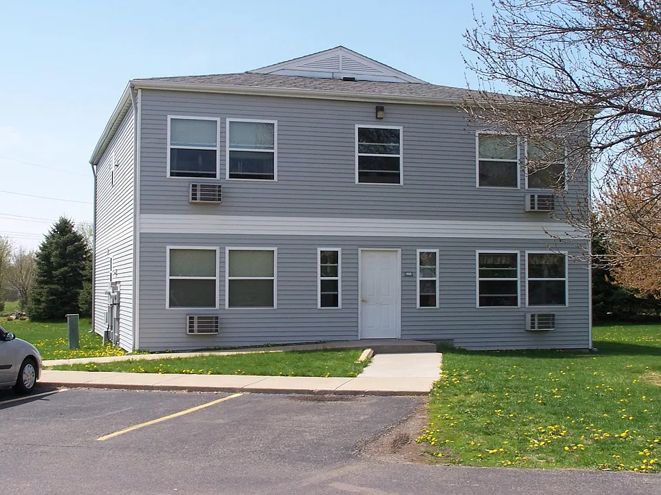 603 N Mayflower Ct