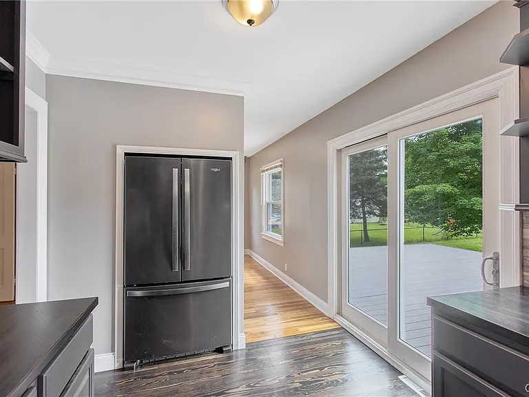 116 E Richmond Rd — Photo 13
