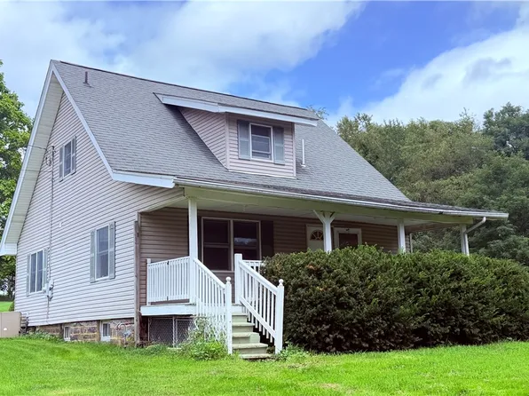 2307 Princeton Rd, New Castle, PA 16101