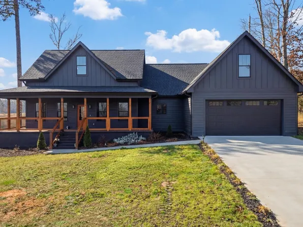 230 Clubhouse Dr, Jasper, TN 37347