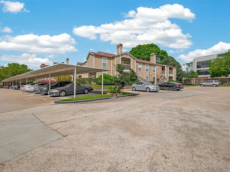 1860 White Oak Dr #311 — Photo 31