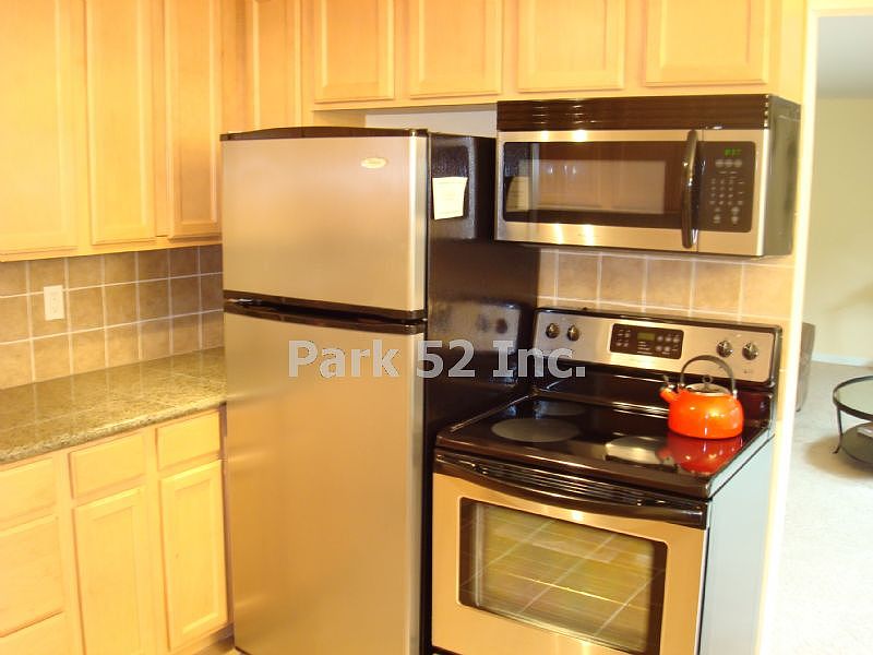 1st image of 1006 N Yakima Ave Unit 5
