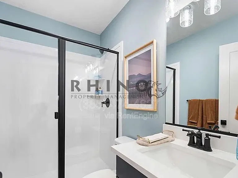 863 Halvorsen Pkwy — Photo 12
