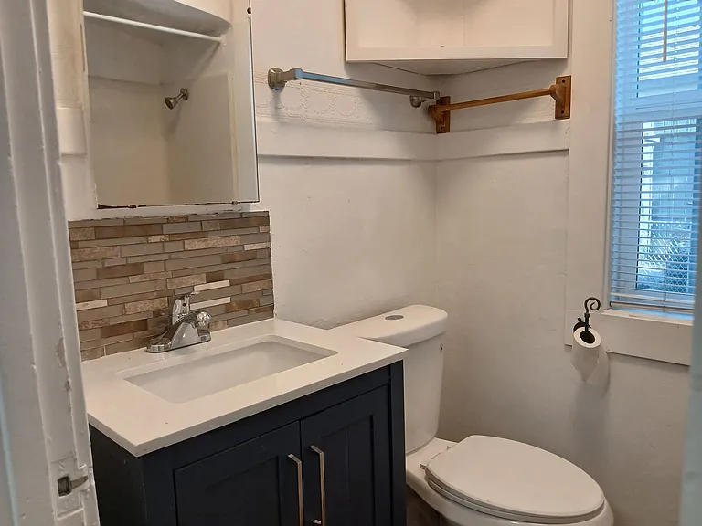 801 Taylor St — Photo 5
