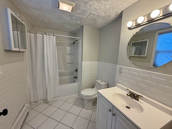 3rd image of 32 Highland St