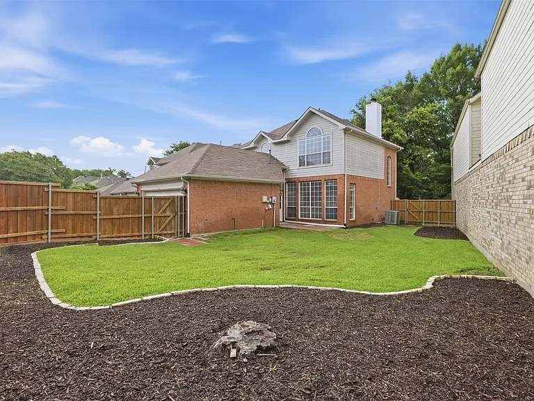 3221 Corning Dr — Photo 14