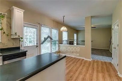 1244 Buckingham Cir — Photo 13