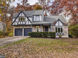 49 Carrollton Rd, Sterling, VA 20165