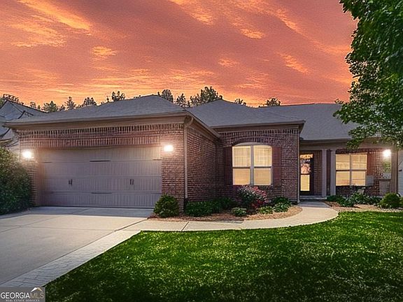 5th image of 210 Aster Ct