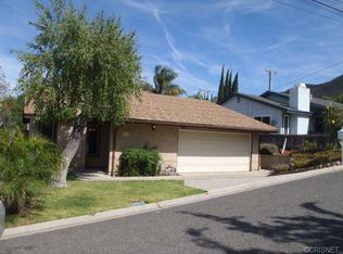 194 Maple Rd, Thousand Oaks, CA 91320