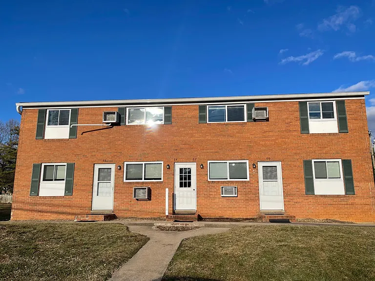 62 Pleasant Hill Rd — Photo 1